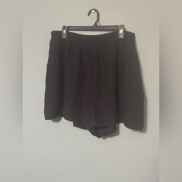 Forever 21 Black Women's Shorts - Picture 6 of 7